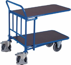 Transportvogne med 2 hylder. 
