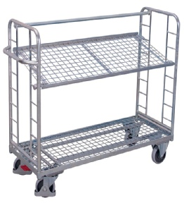 Forzinket rullebord med skr�tstillet hylde