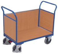 Platformvogn med sider
